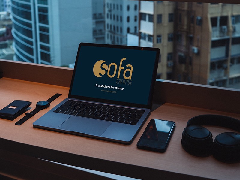 Attach your design via smart object layer and see it appear on the screen of the laptop. Free Macbook Mockups Psd Sketch December 2021 Ux Planet